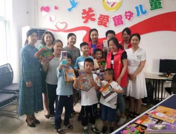 微信发语音声音很小怎么回事(微信发来语音声音太小怎么办)游戏画面